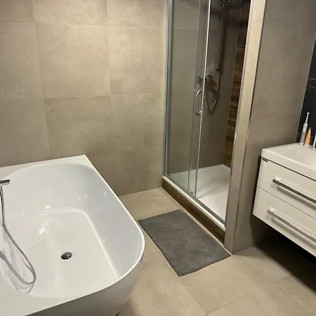 S Wellness A Wallboxem *